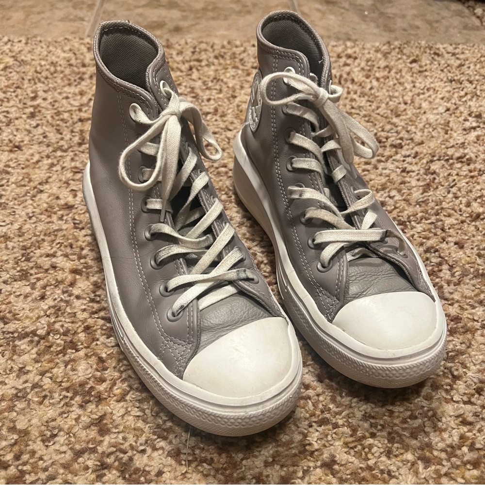 Converse Chuck Taylor All Star Move Platform, gray leather. (dusty purplish hue)